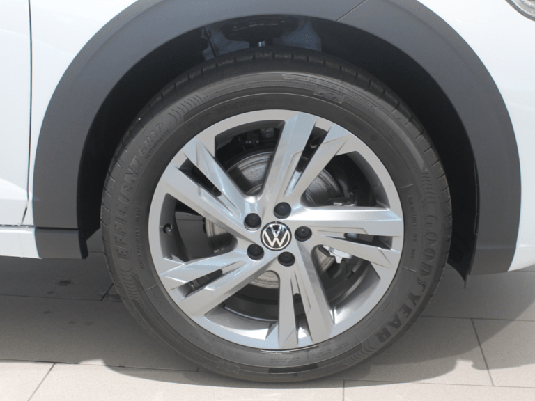 Volkswagen-Taigo-1.0-TSI-R-Line-DSG-6898-09