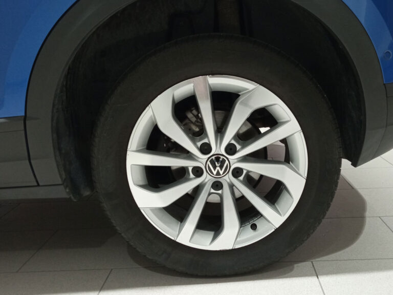 Volkswagen T-Roc Life 1.0 TSI 4169 09