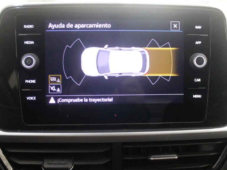 Volkswagen T-Roc Life 1.0 TSI 4169 06