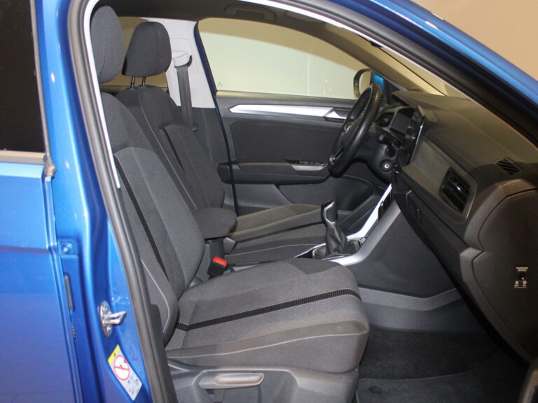 Volkswagen T-Roc Life 1.0 TSI 4169 02