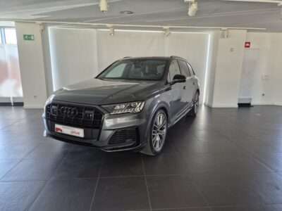 AUDI Q7 50 TDI Black Line S tronic