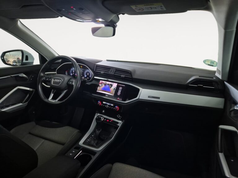 1441LMY_11_steering-wheel-drive_0_final