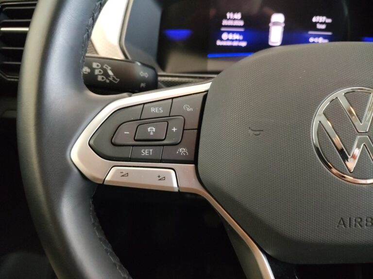 3682MRN_10_multifunction-steering-wheel-left_0_final