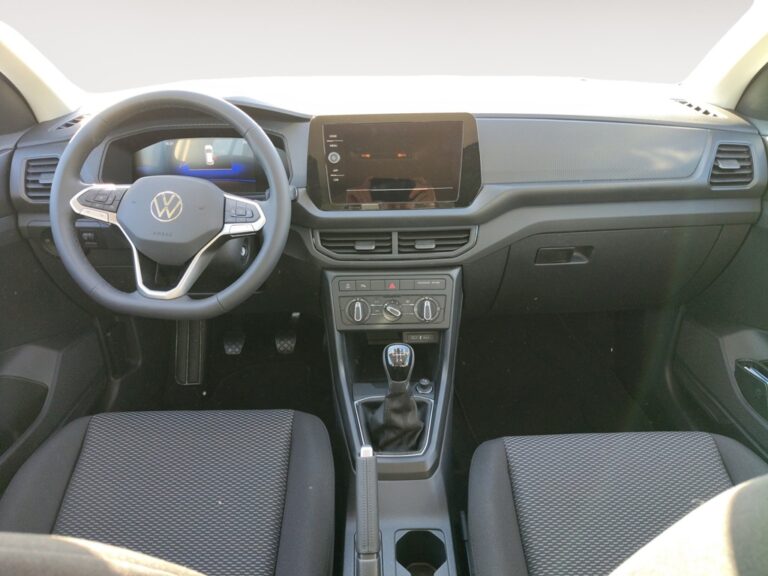 4463NHW_3_front-panel-passenger_0_final