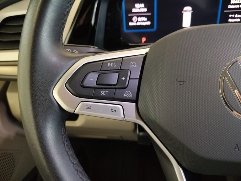7120NBB_10_multifunction-steering-wheel-left_0_final