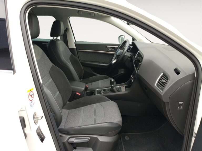 0348MCP_4_enter-codriver-driver_0_final