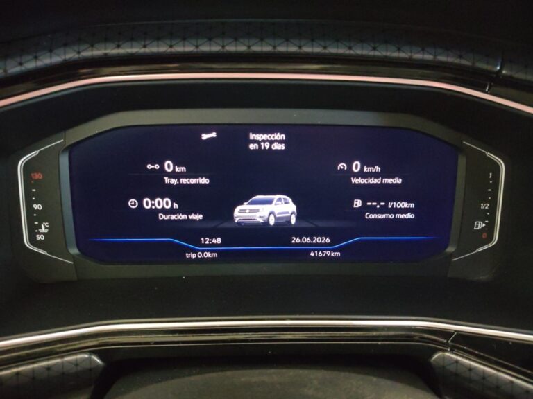 3590LYX_8_steering-wheel-drive_0_final