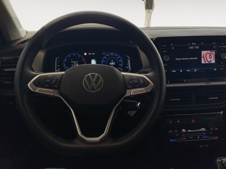 4917MZS_8_steering-wheel-drive_0_final