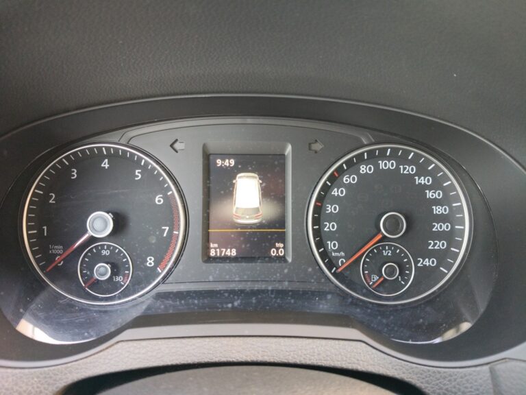5441LNW_8_steering-wheel-drive_0_final