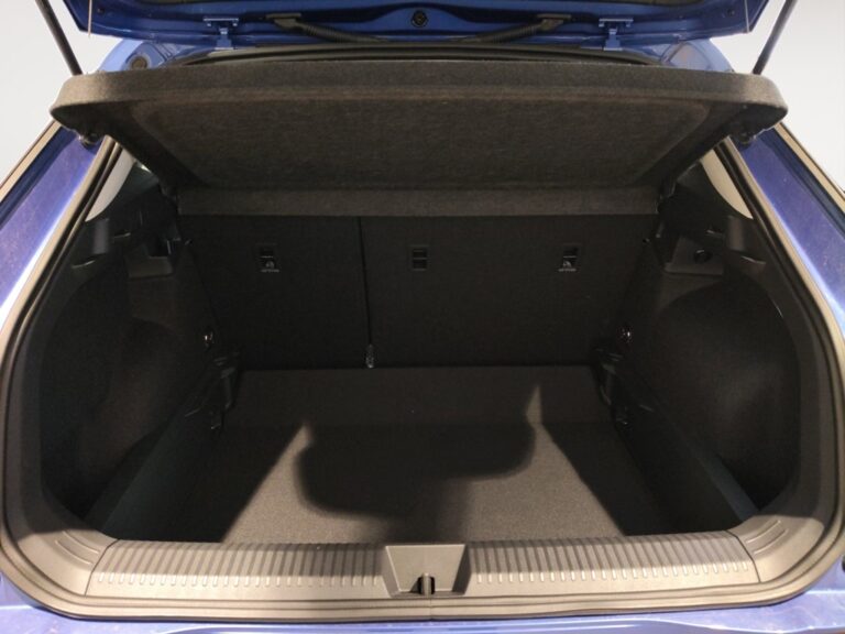 6282NNS_6_trunk-straight_0_final