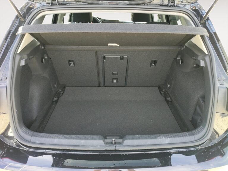 0029LWB_6_trunk-straight_0_final