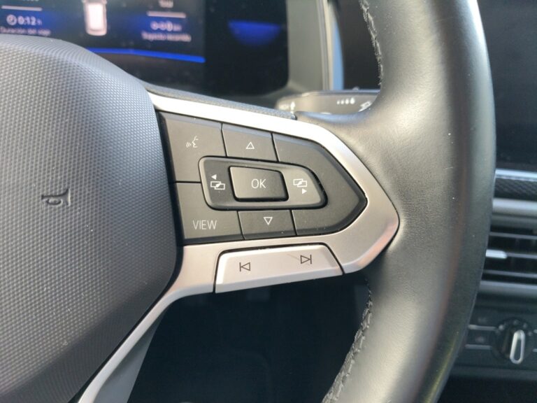 7855LWM_9_multifunction-steering-wheel-right_0_final