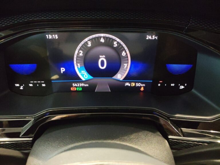 0320MJP_8_steering-wheel-drive_0_final