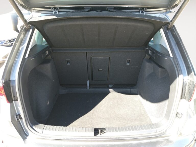 3998LZJ_6_trunk-straight_0_final