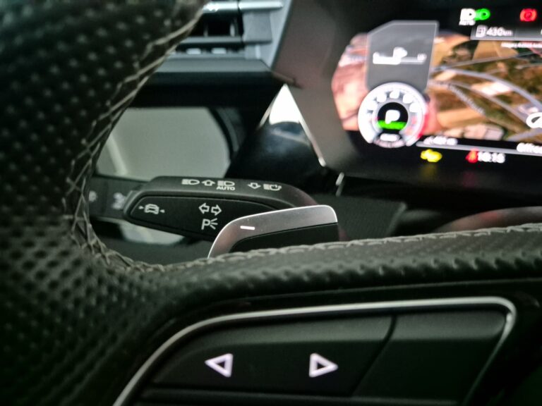 9897NDB_13_multifunction-steering-wheel-left_0_final