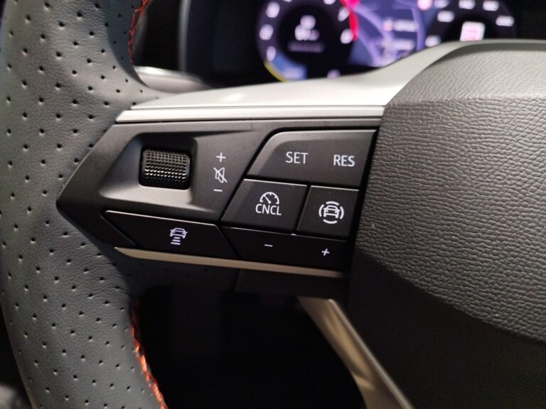 3610NRP_10_multifunction-steering-wheel-left_0_final