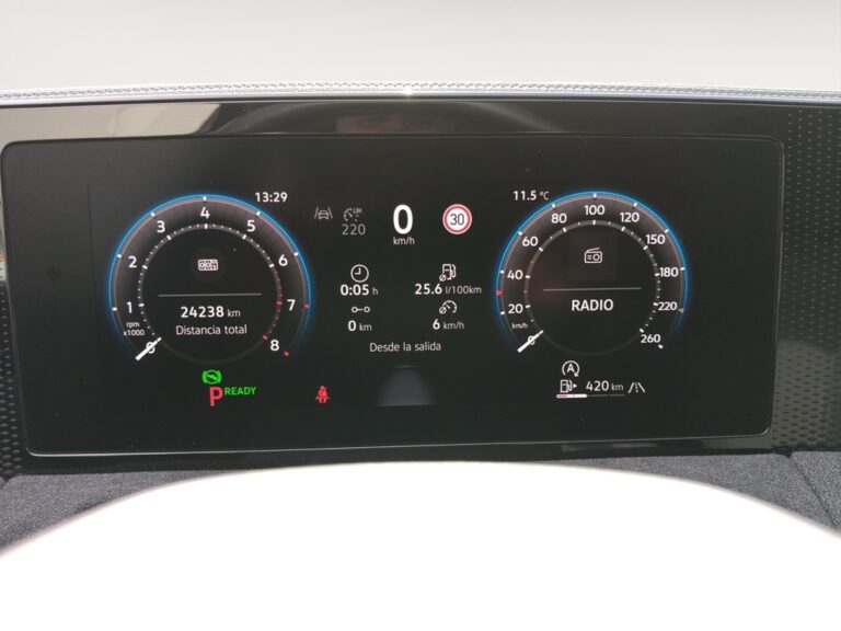 7951MVN_8_steering-wheel-drive_0_final
